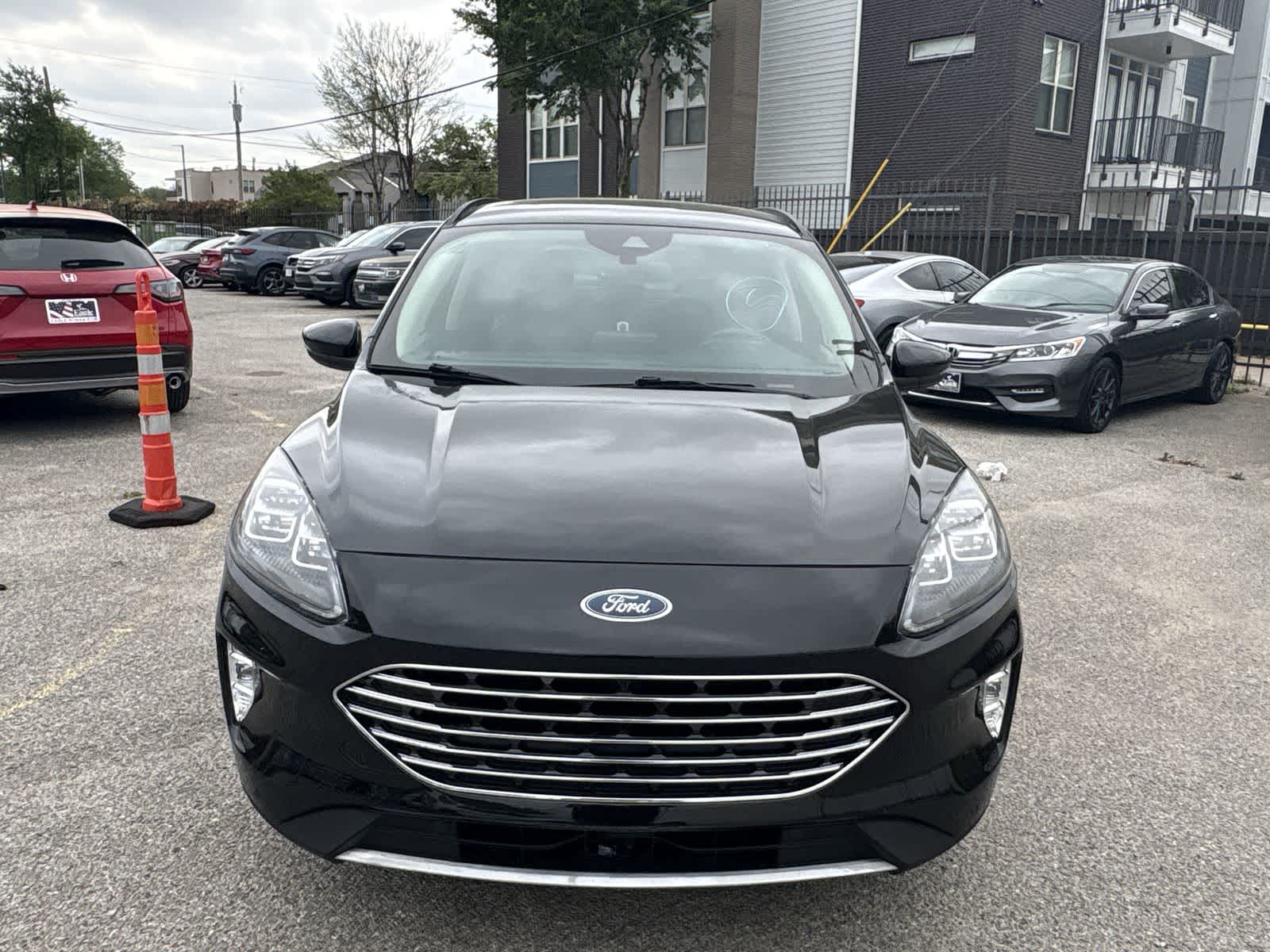 Thumbnail: 2020 Ford Escape - 8