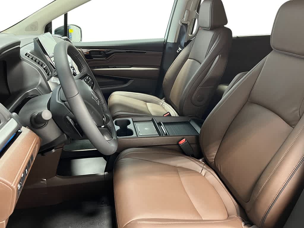 Thumbnail: 2026 Honda Odyssey - 15