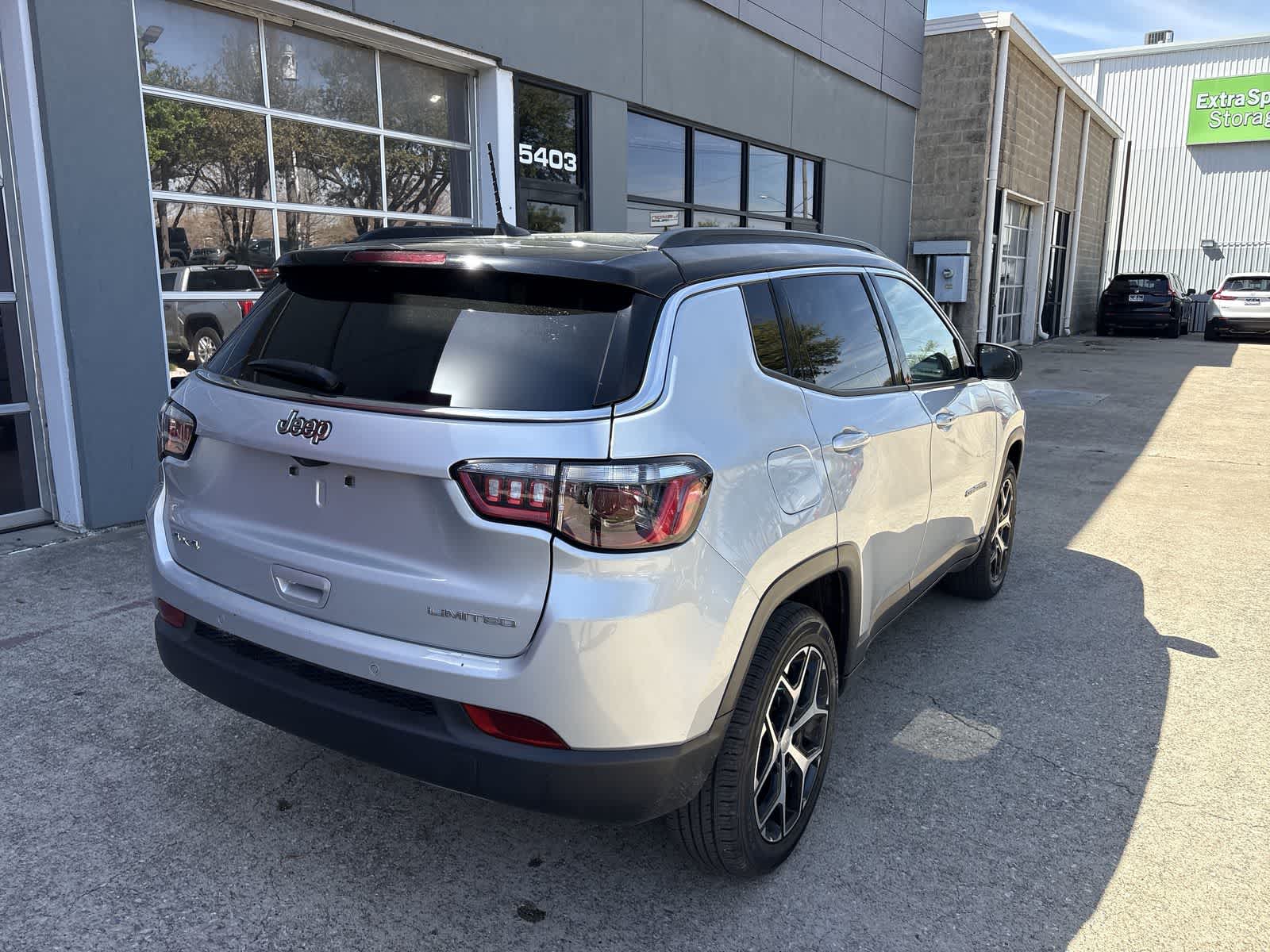 Thumbnail: 2024 Jeep Compass - 6