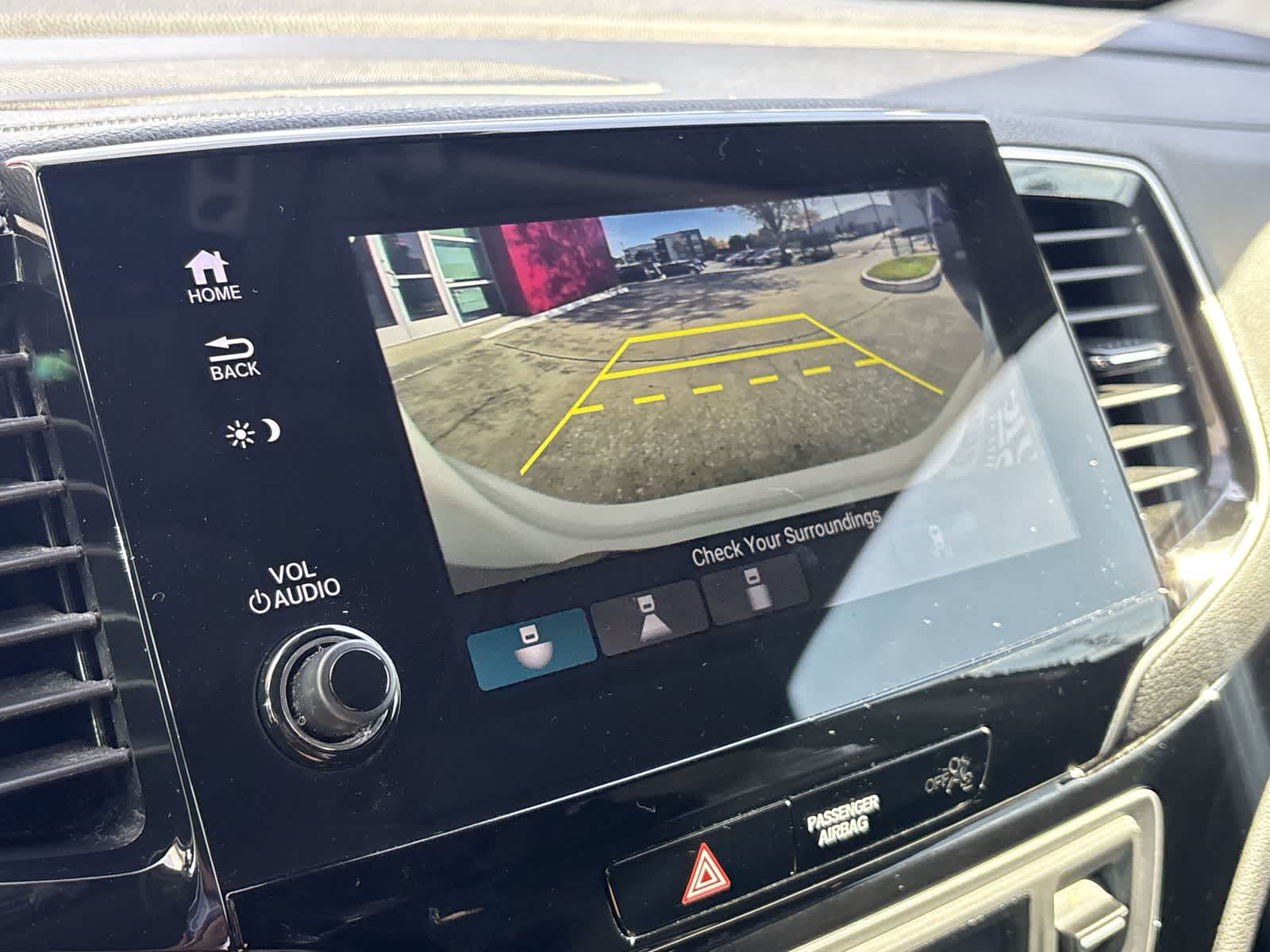 Thumbnail: 2019 Honda Pilot - 31