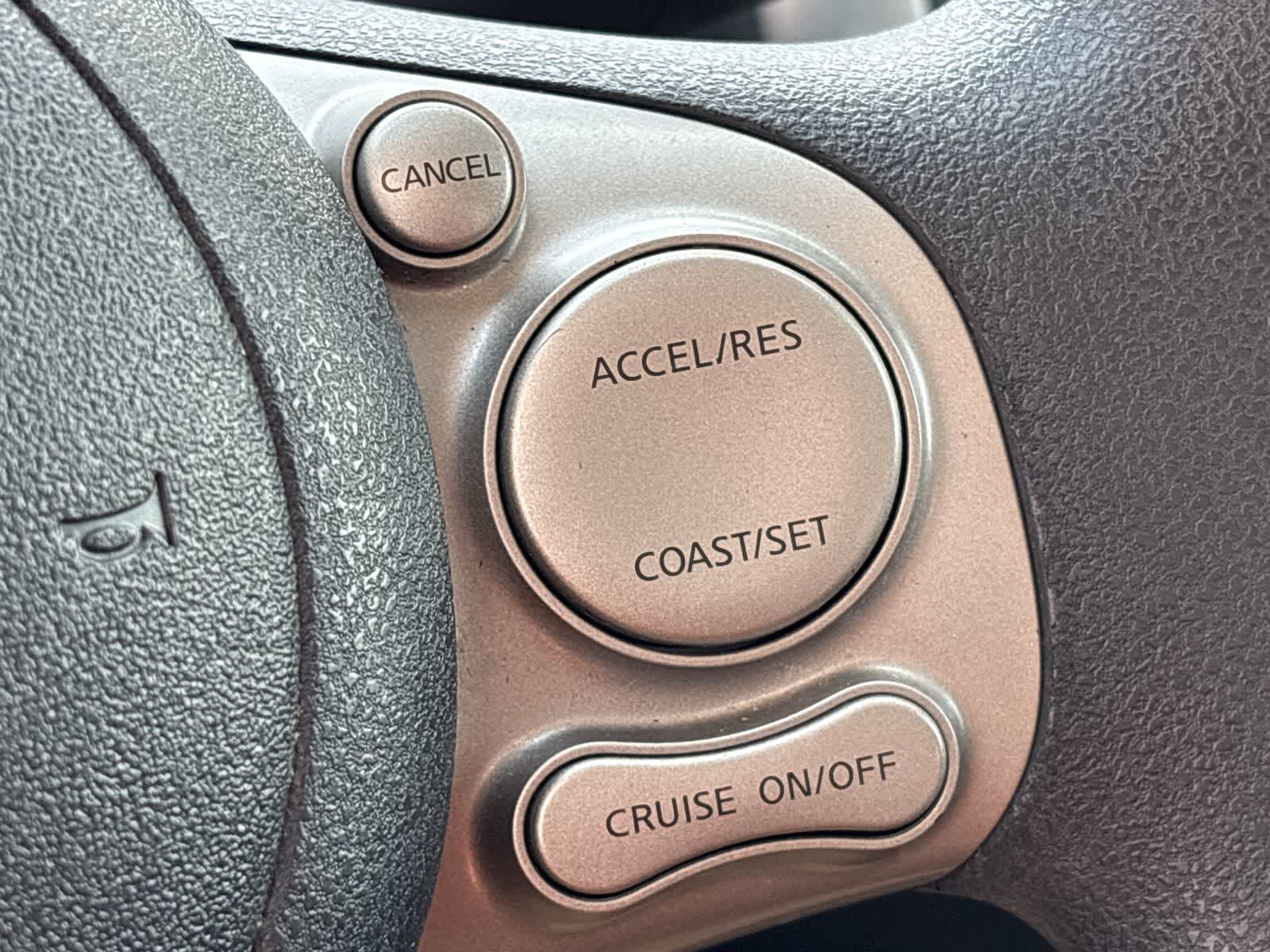 Thumbnail: 2013 Nissan Versa - 31