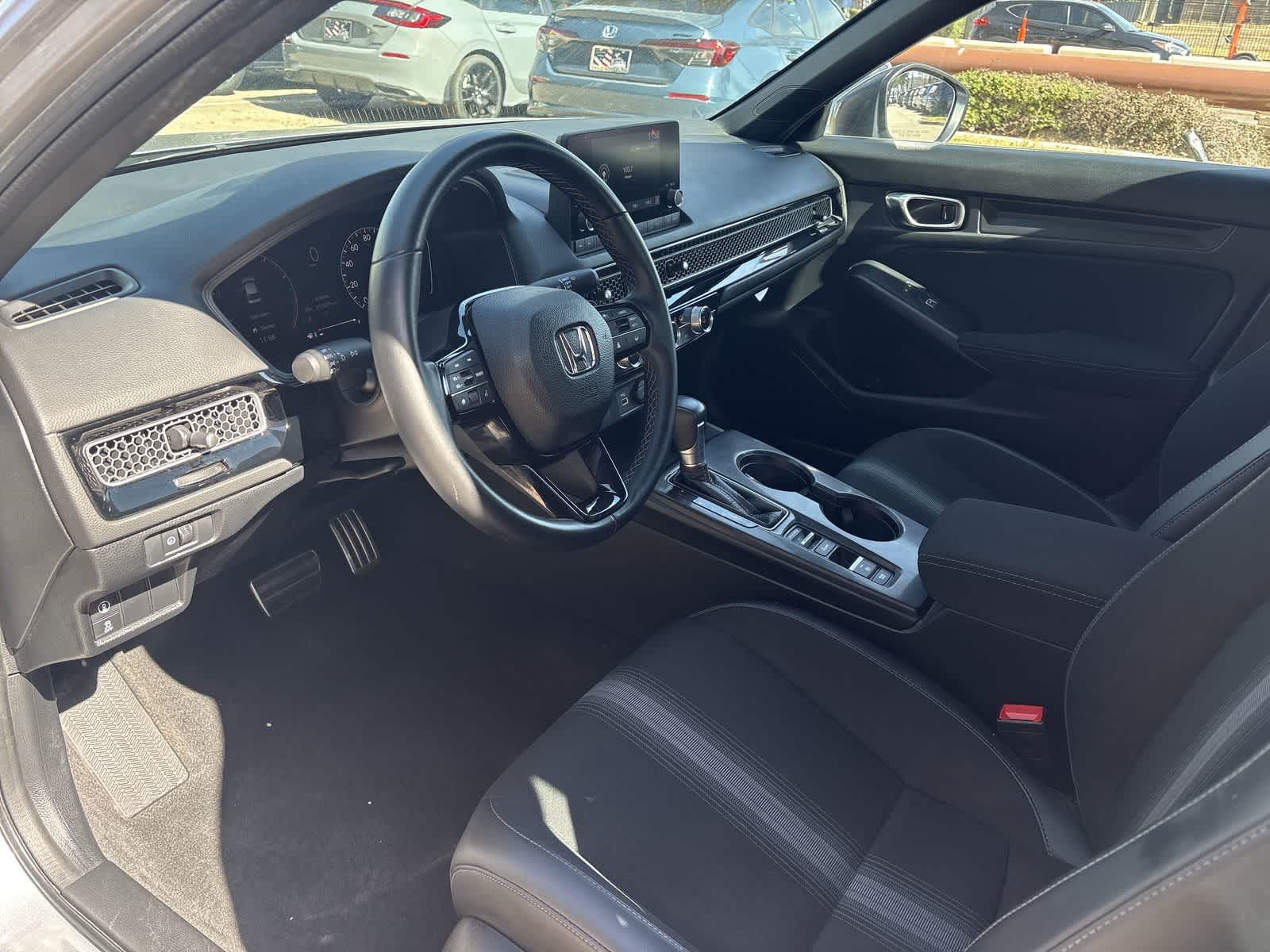 Thumbnail: 2023 Honda Civic - 10