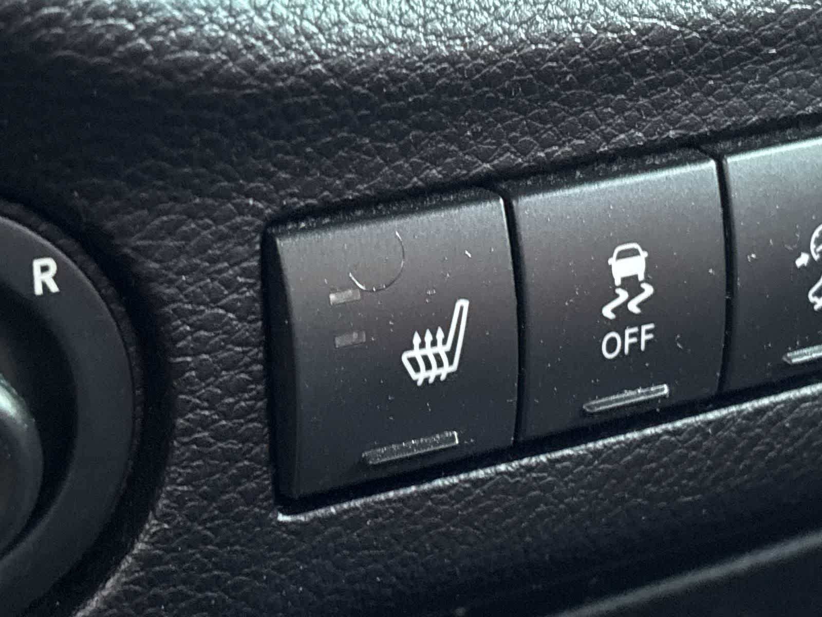 Thumbnail: 2018 Jeep Wrangler - 36