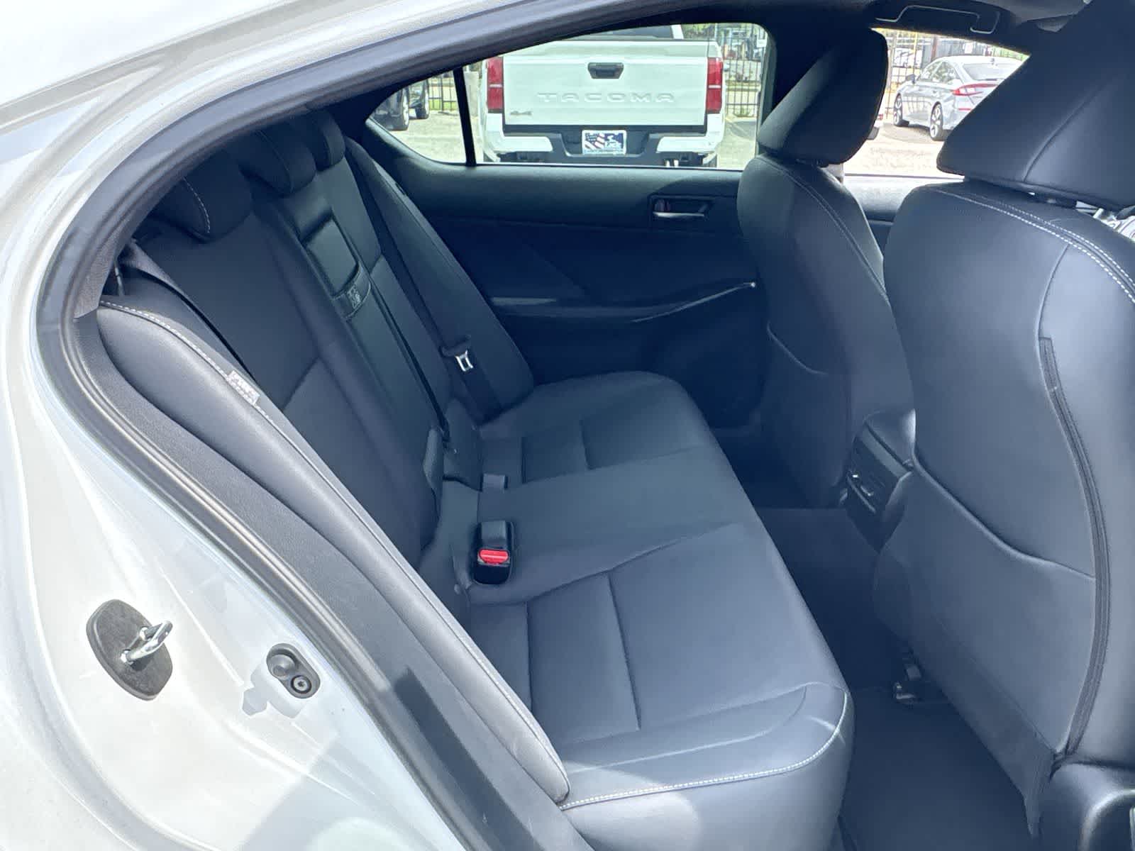 Thumbnail: 2023 Lexus IS - 14