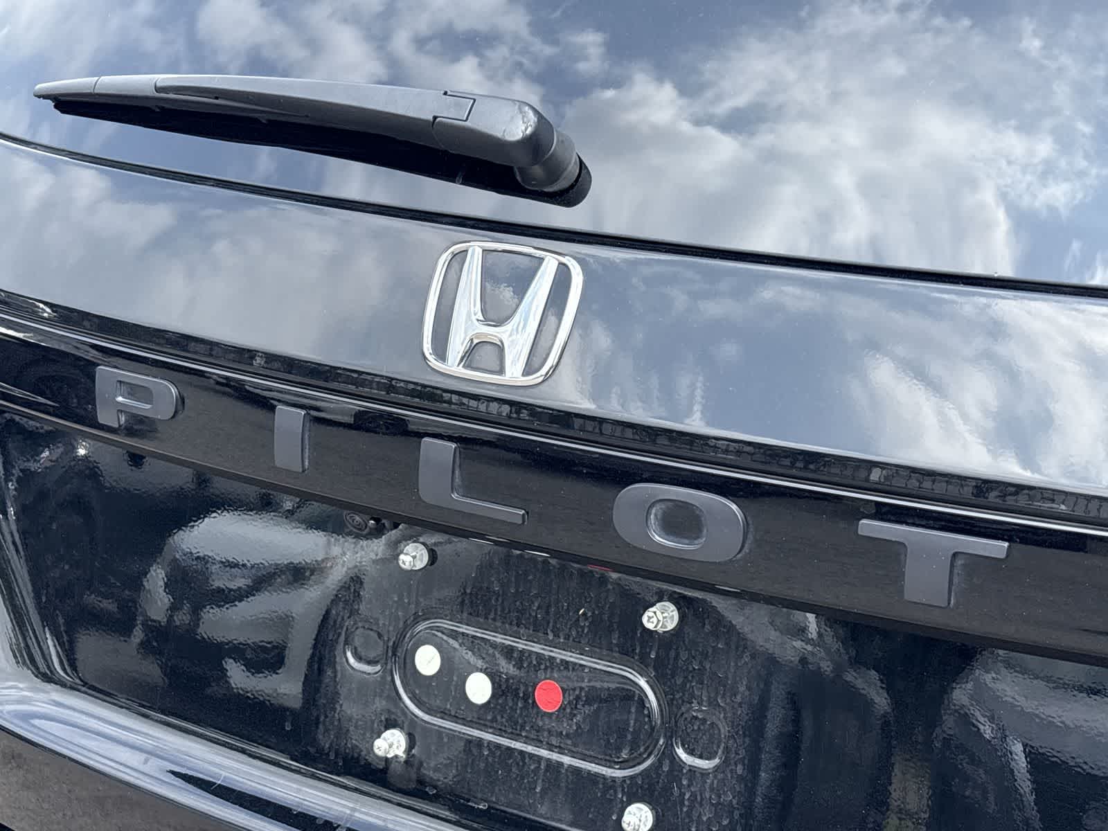 Thumbnail: 2024 Honda Pilot - 10