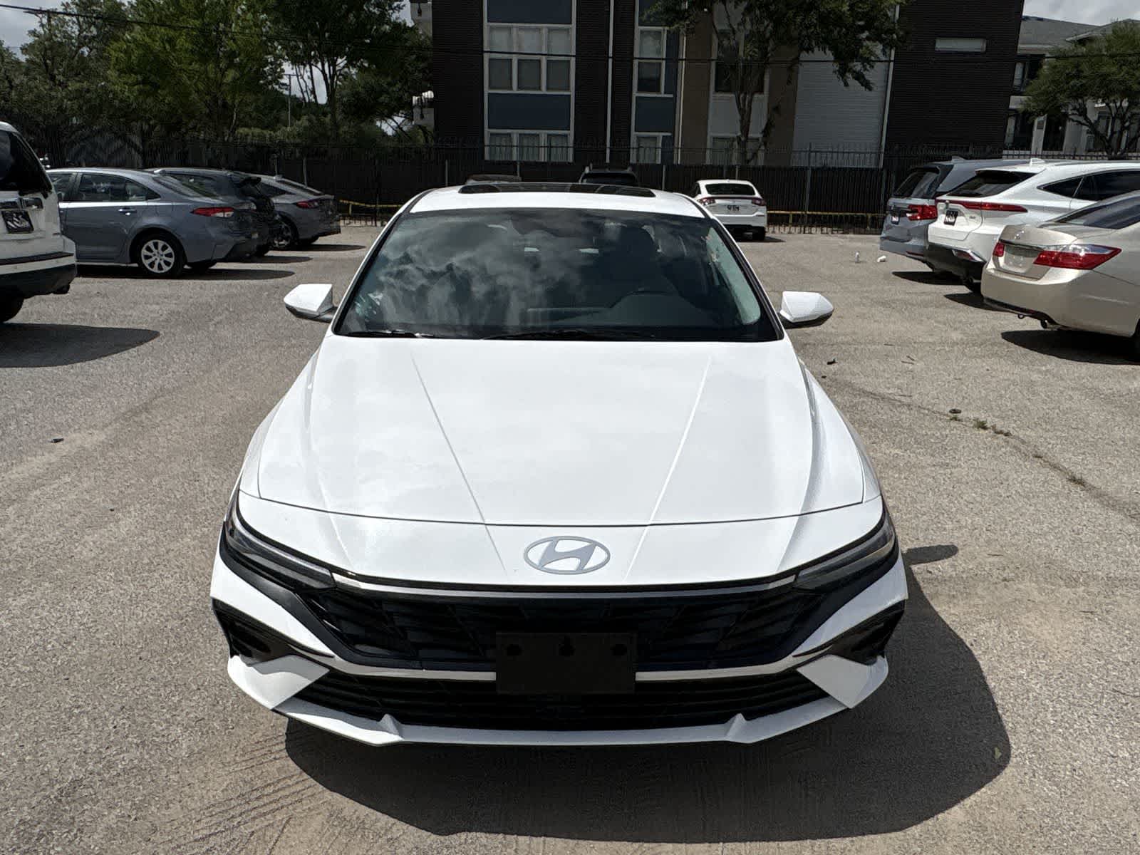 Thumbnail: 2025 Hyundai Elantra - 8