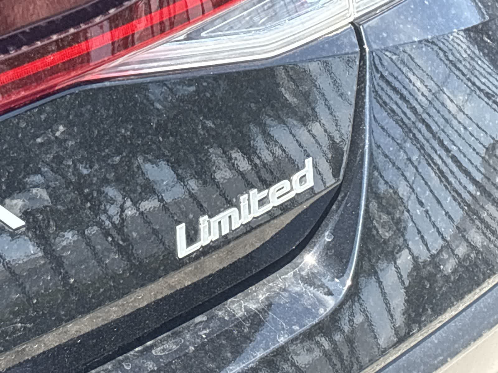 Thumbnail: 2024 Hyundai Elantra - 10