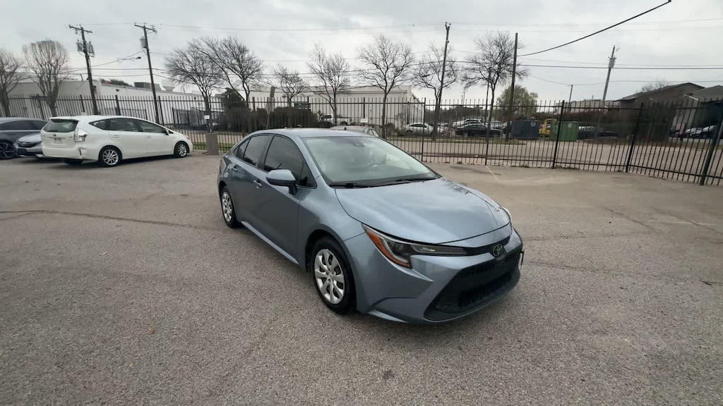 Used 2020 Toyota Corolla LE Sedan