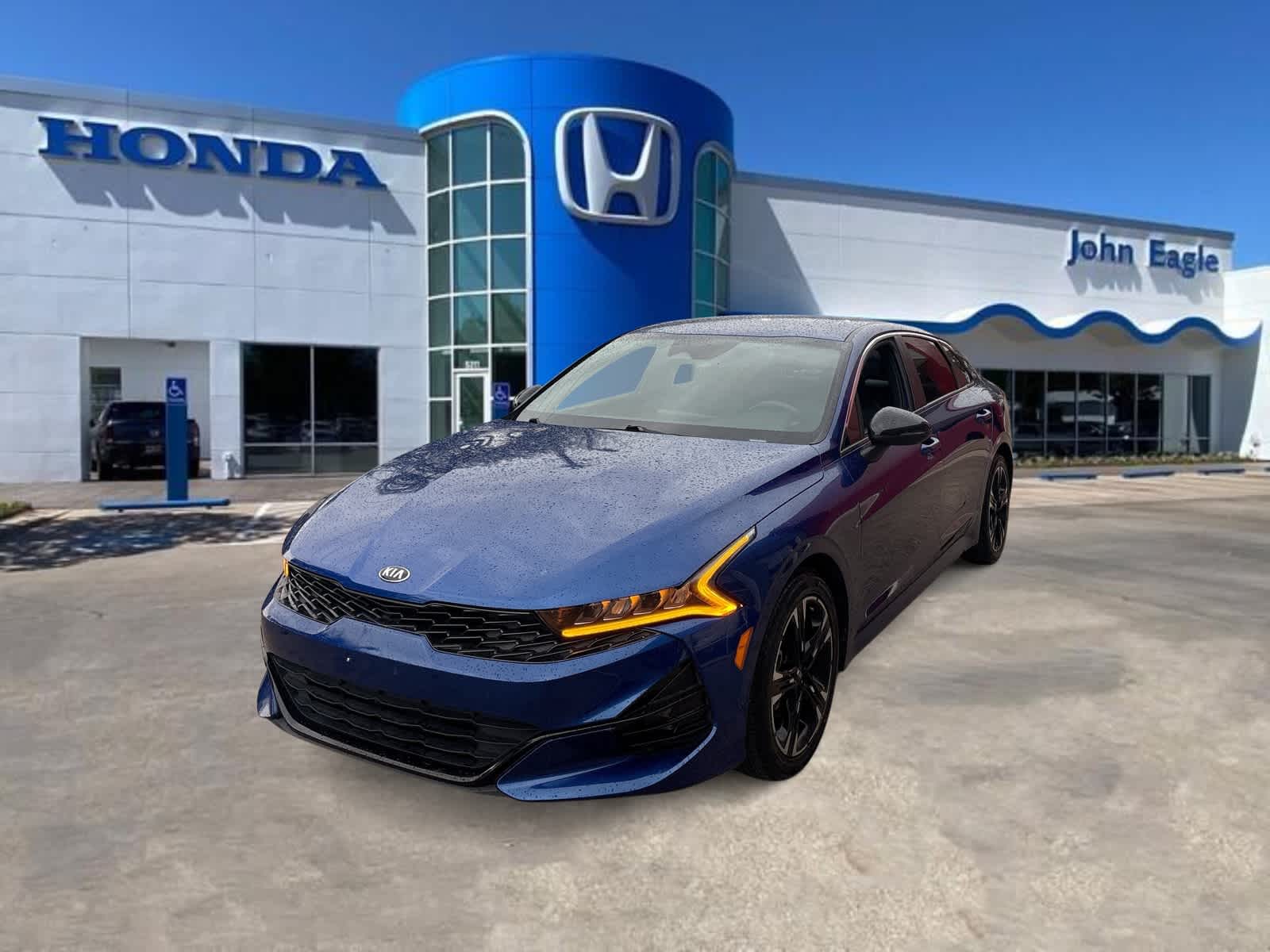 Thumbnail: 2021 Kia K5 - 1