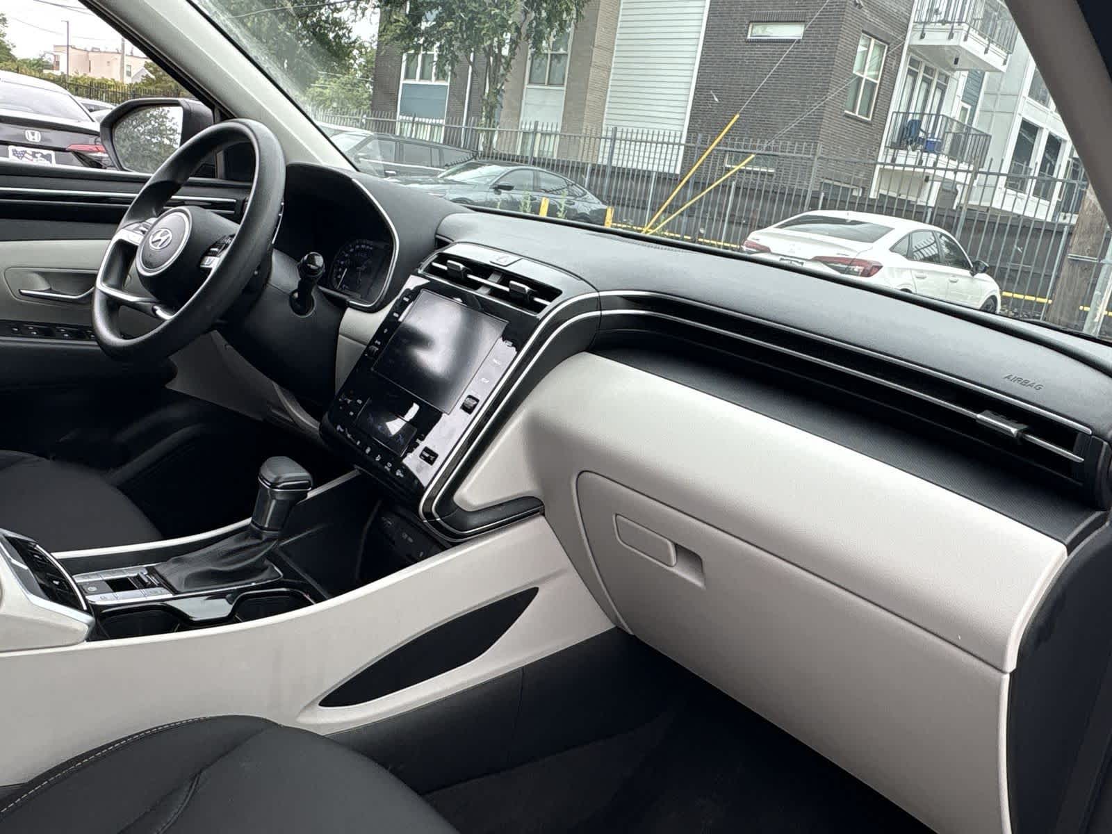 Thumbnail: 2024 Hyundai Tucson - 16