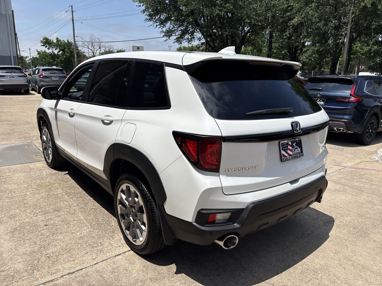 2024 Honda Passport EX-L 12