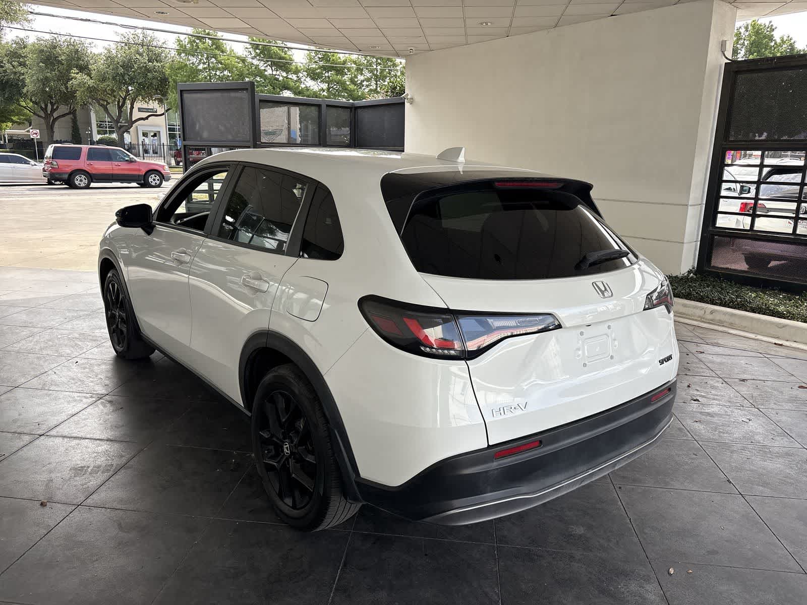 Thumbnail: 2023 Honda HR-V - 4