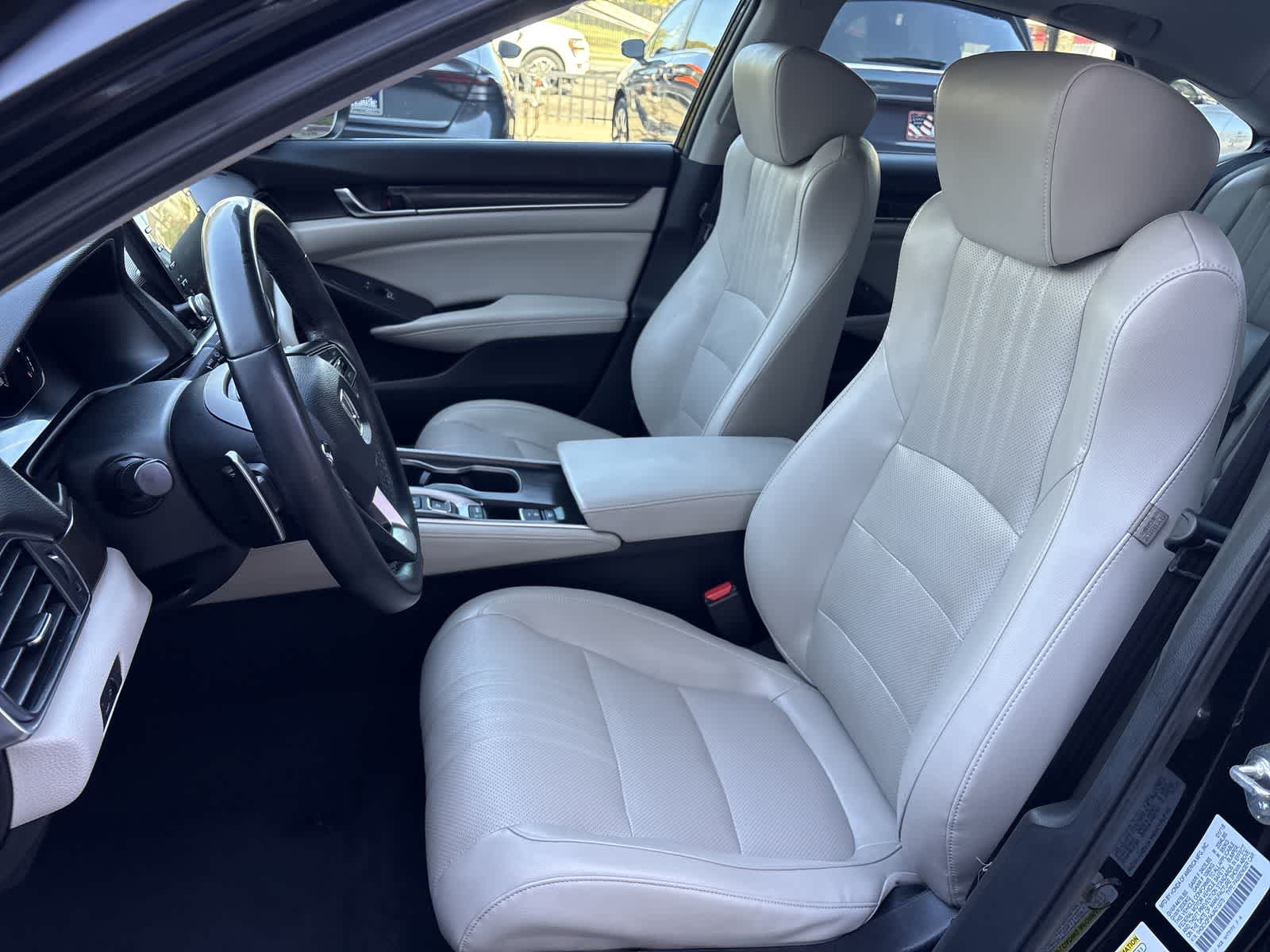 Thumbnail: 2018 Honda Accord - 10