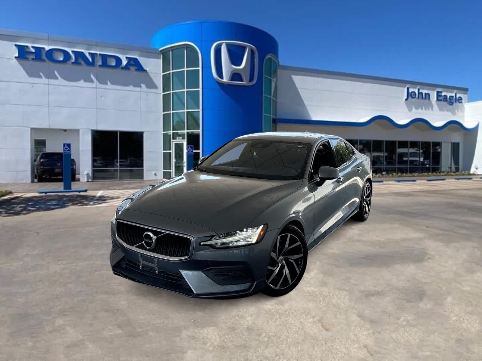 2019 Volvo S60 T6 Momentum -
                  Dallas, TX