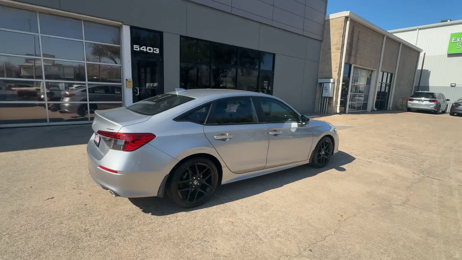 Thumbnail: 2023 Honda Civic - 8