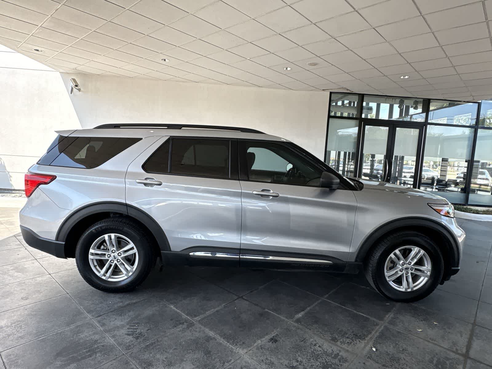 Thumbnail: 2022 Ford Explorer - 24