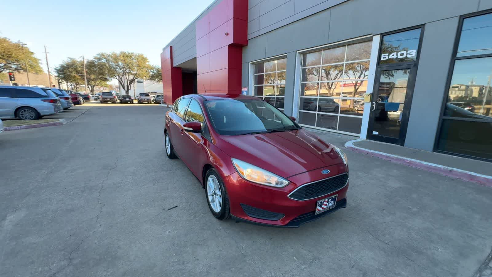 Thumbnail: 2017 Ford Focus - 2