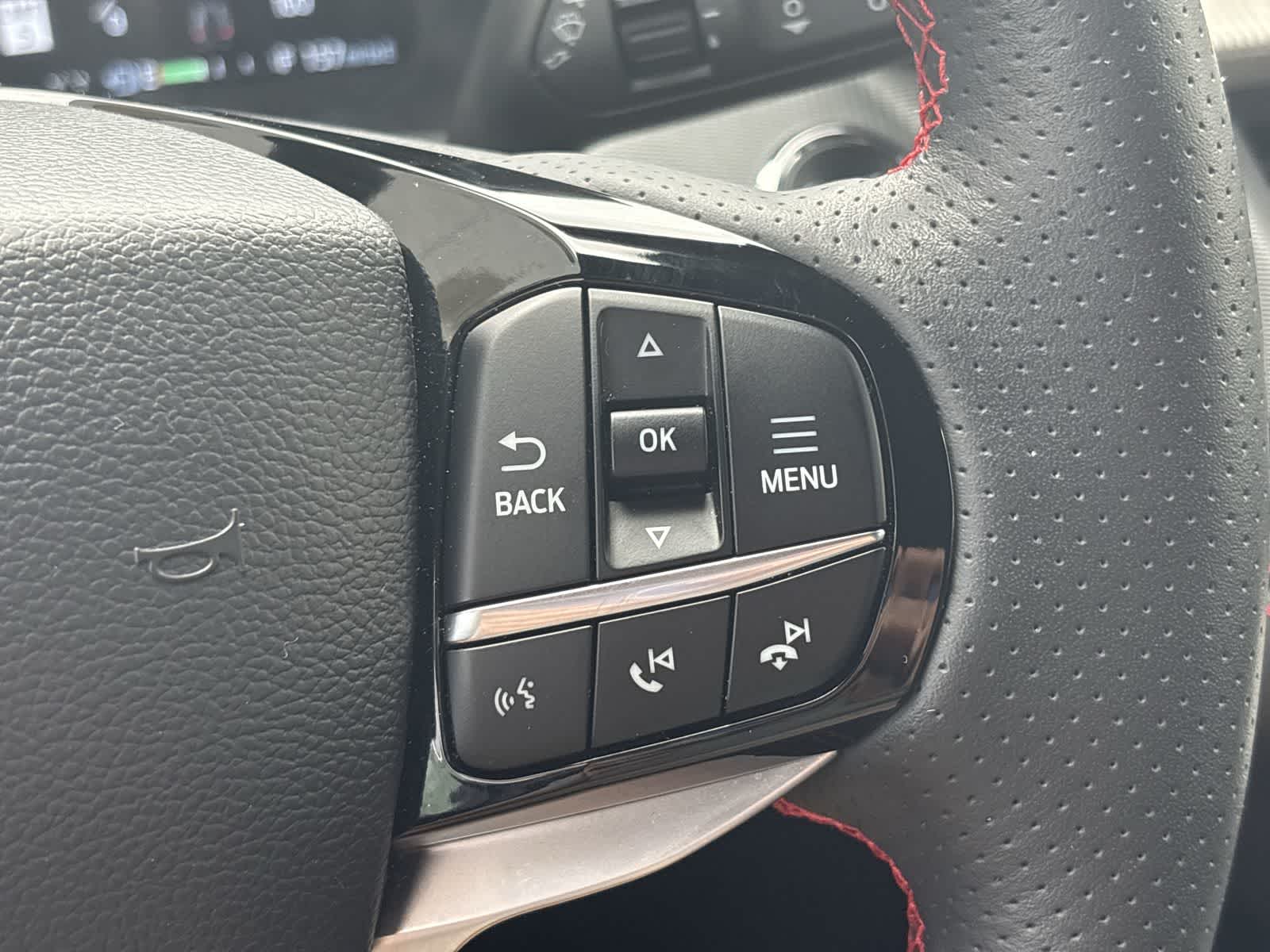 Thumbnail: 2025 Ford Explorer - 25