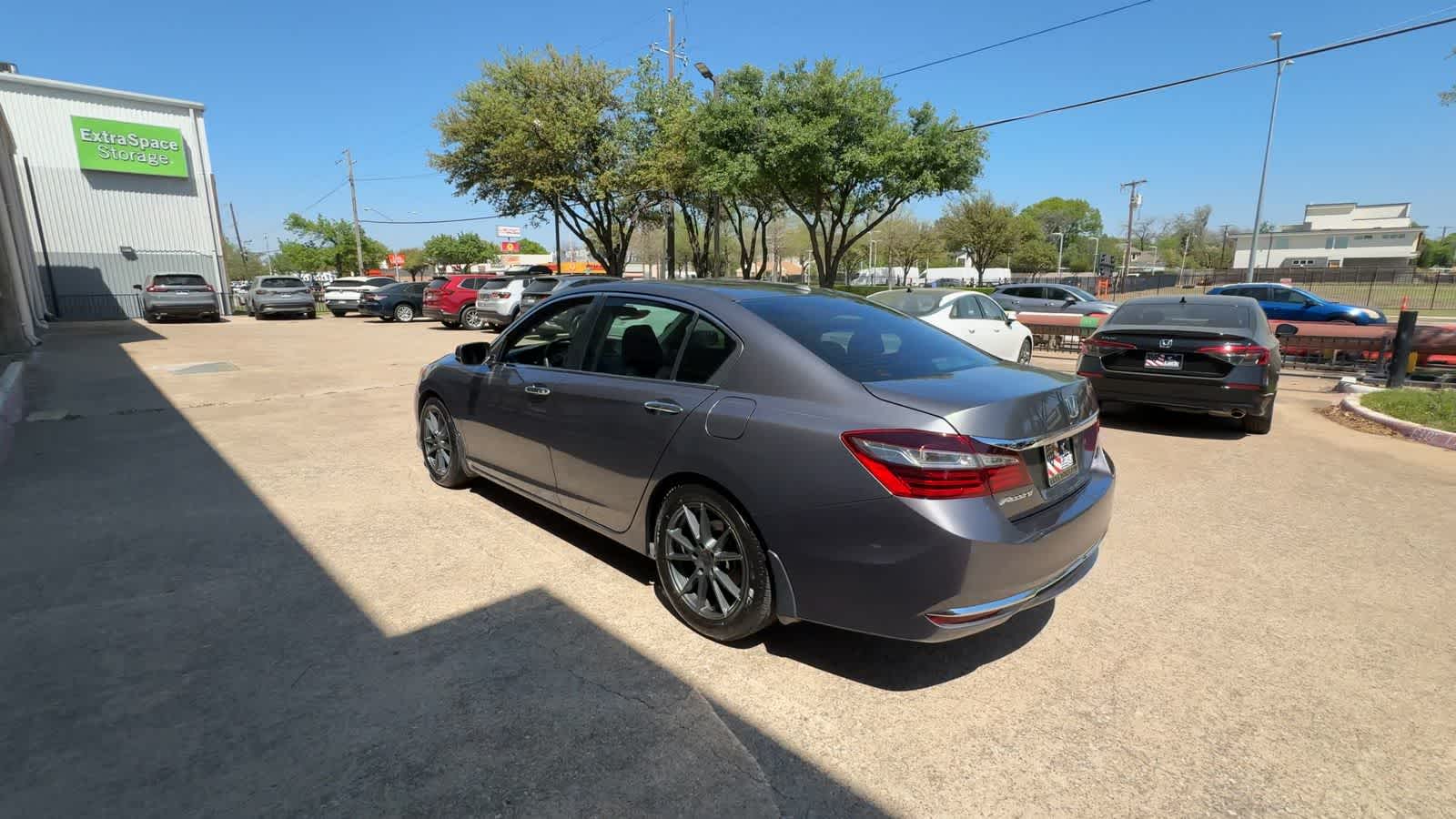 Thumbnail: 2016 Honda Accord - 7