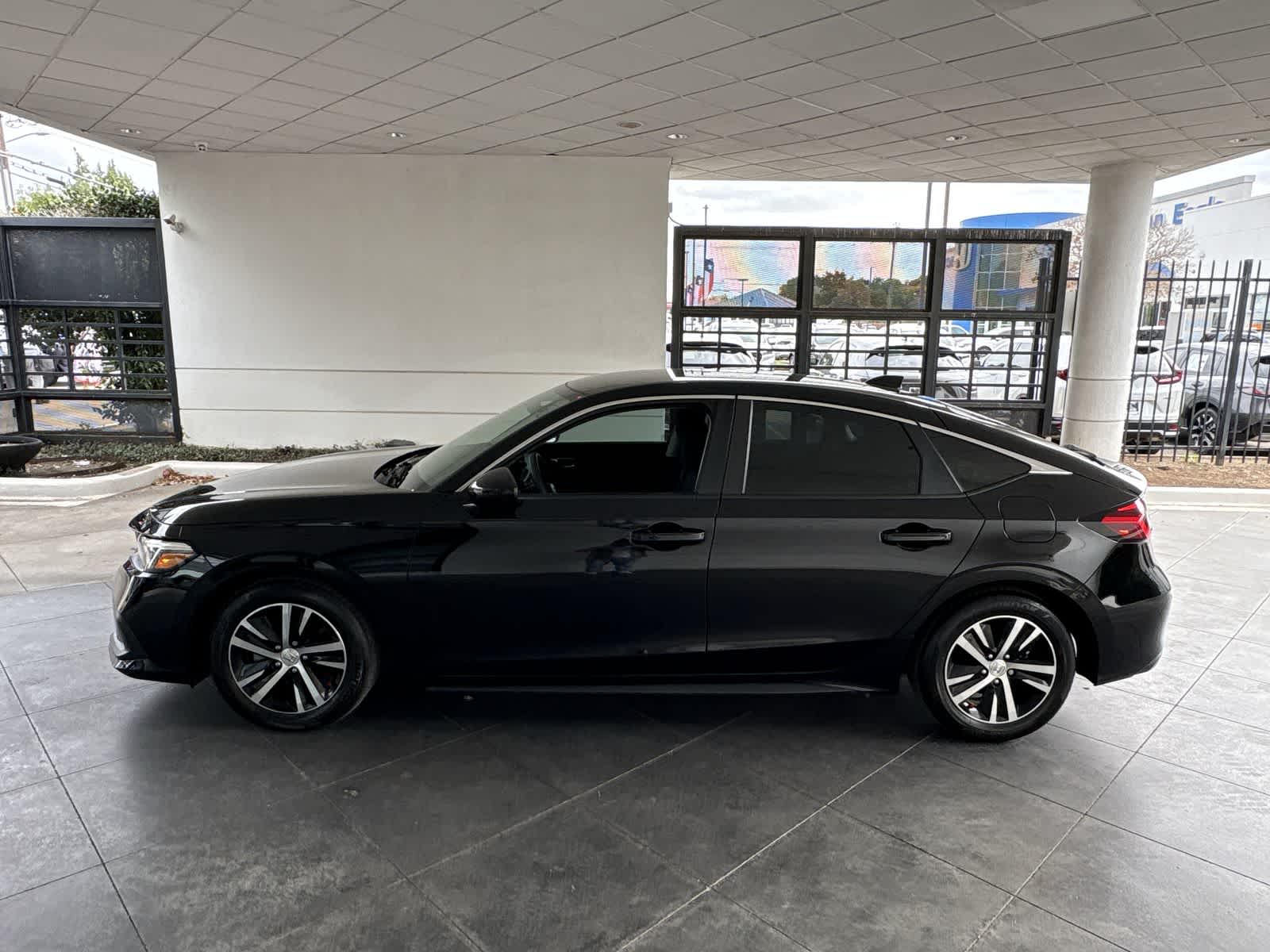 Thumbnail: 2024 Honda Civic - 3