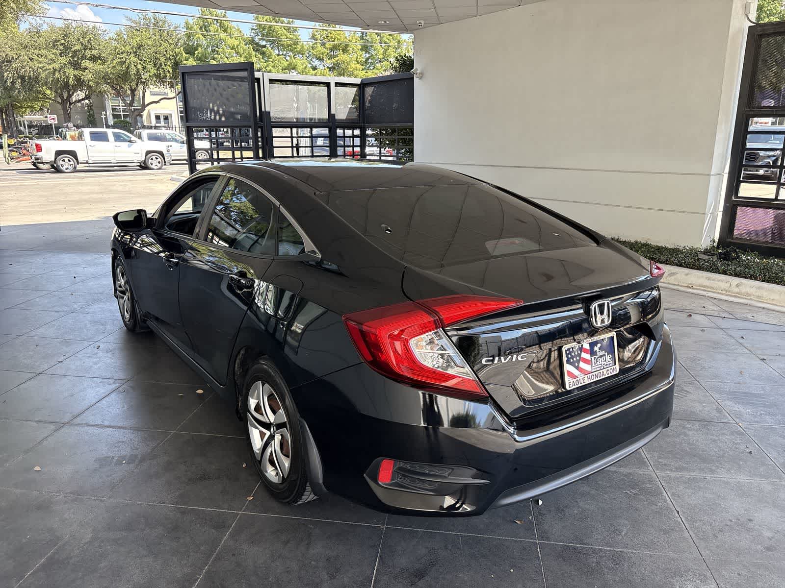 2017 Honda Civic LX photo 3
