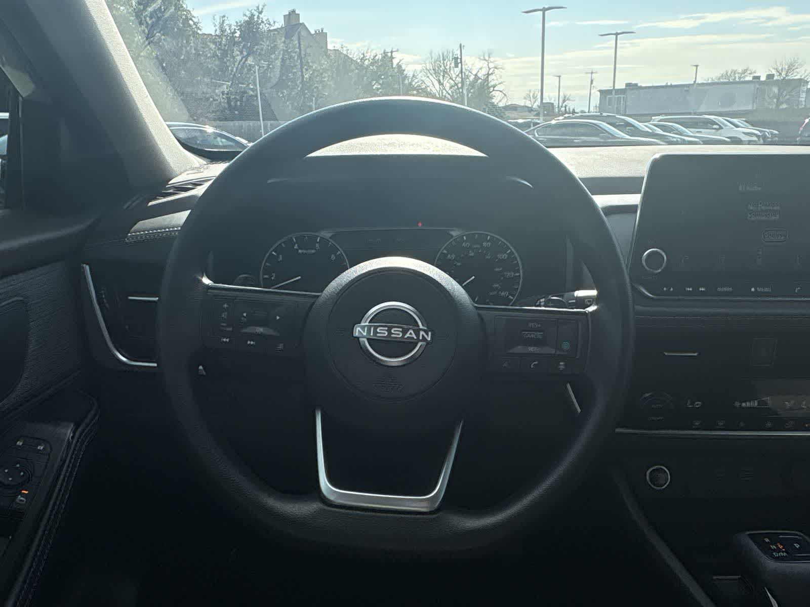 Thumbnail: 2023 Nissan Rogue - 14