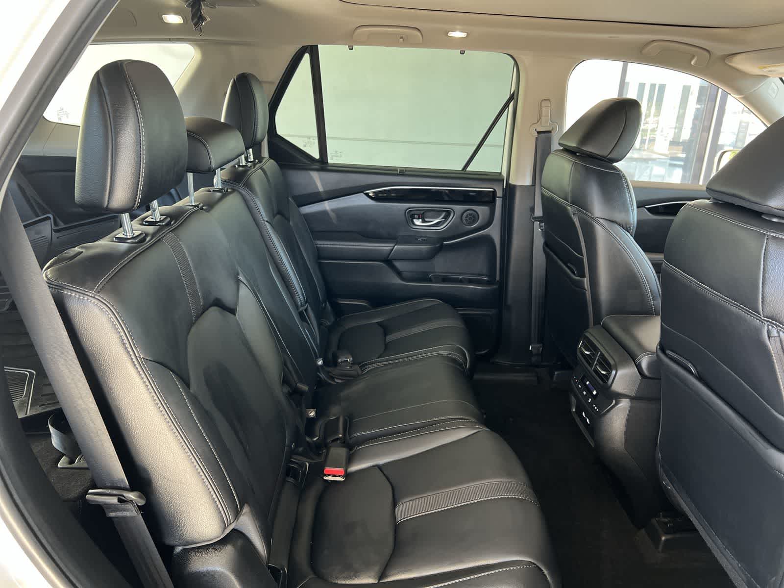 Thumbnail: 2023 Honda Pilot - 12