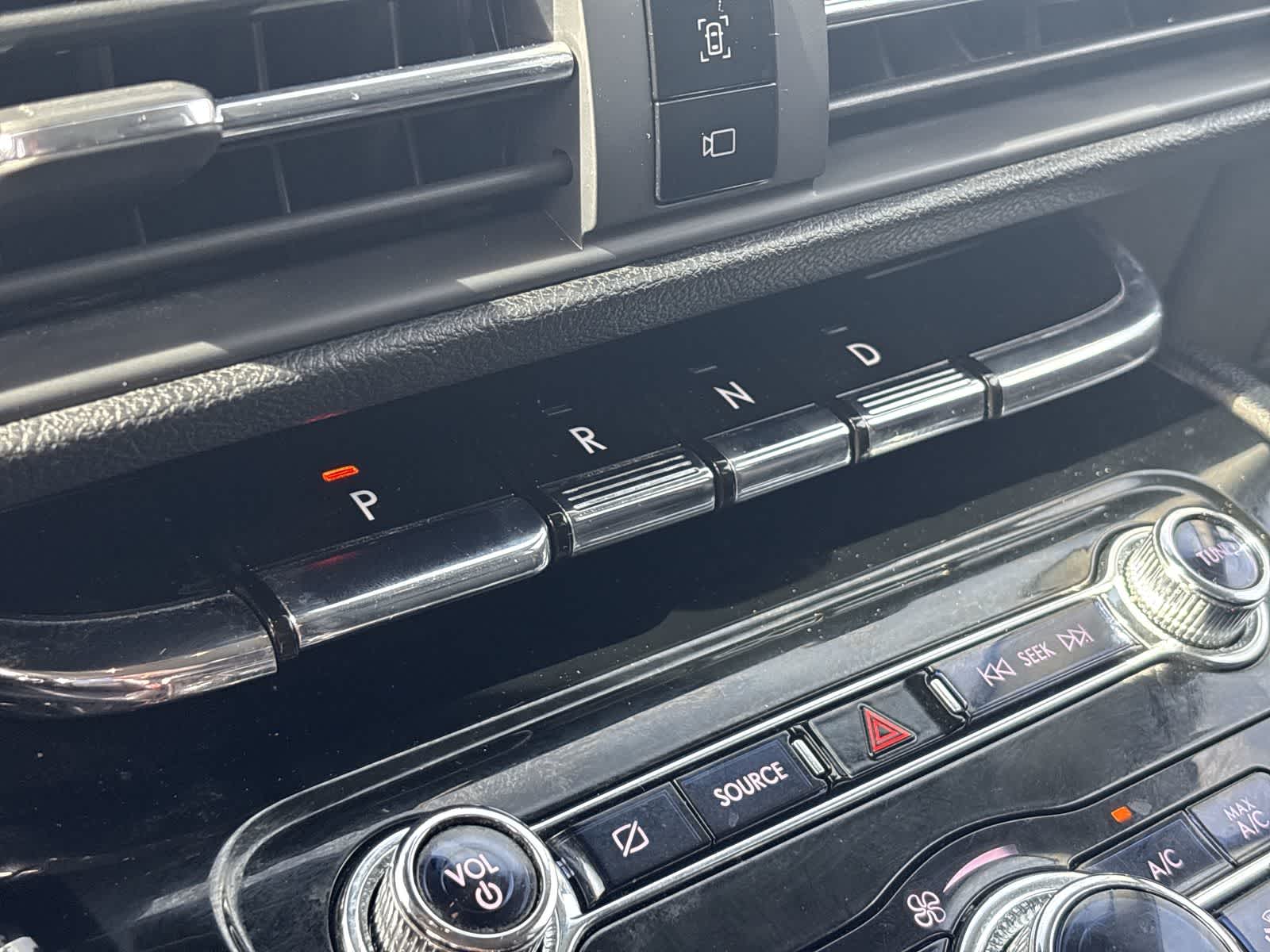 Thumbnail: 2020 Lincoln Corsair - 29