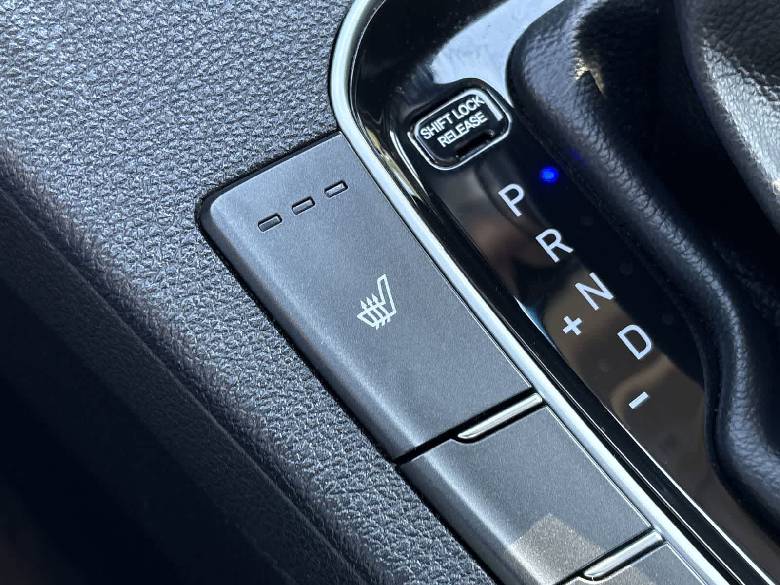 Thumbnail: 2018 Hyundai Elantra - 27