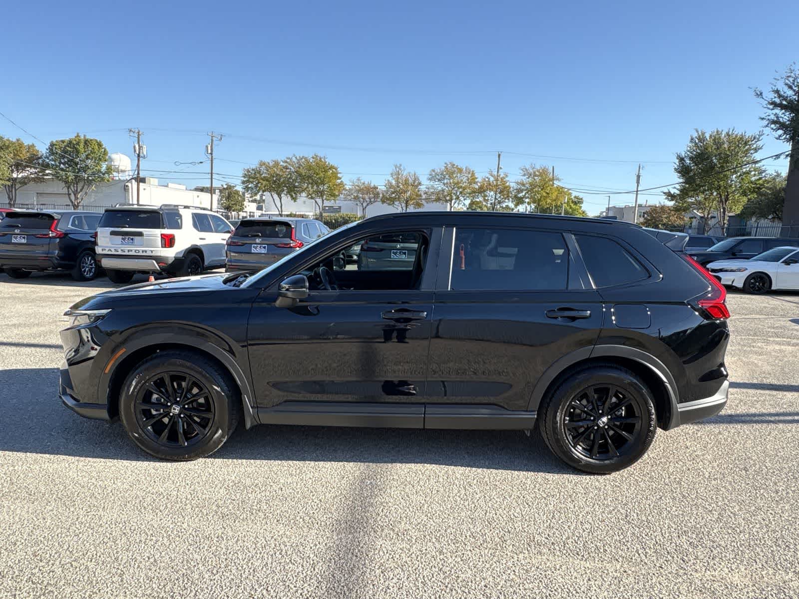 2024 Honda CR-V Hybrid Sport-L photo 3