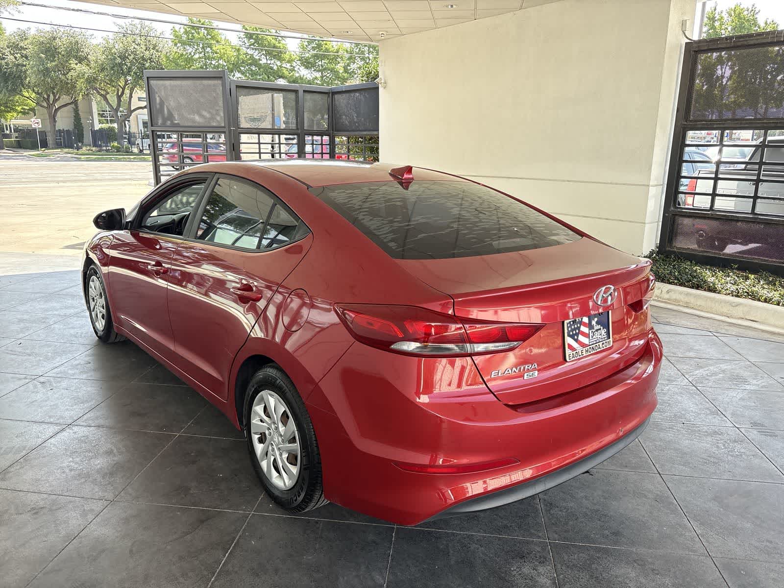 Thumbnail: 2017 Hyundai Elantra - 12