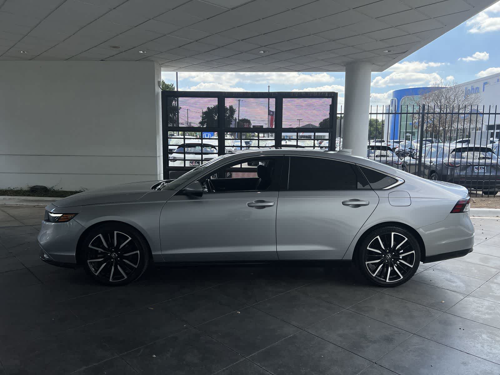 Thumbnail: 2023 Honda Accord - 3