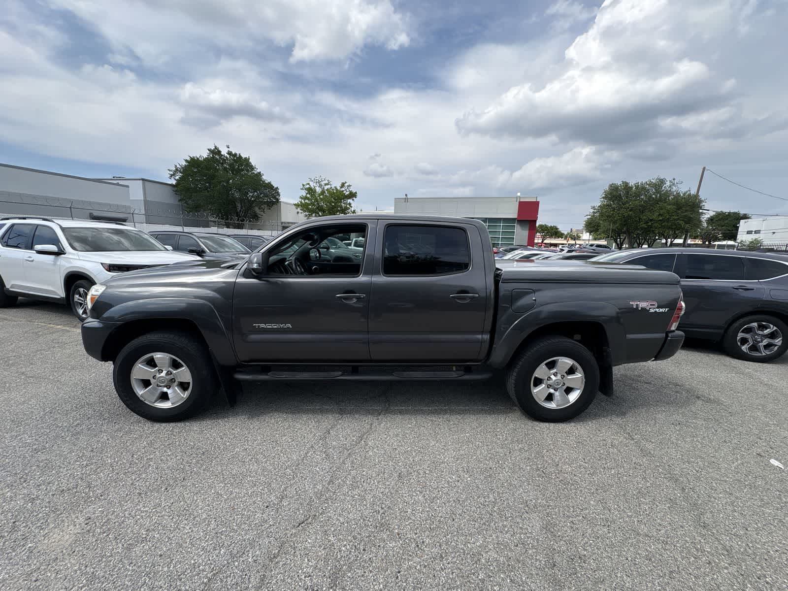 Thumbnail: 2013 Toyota Tacoma - 2