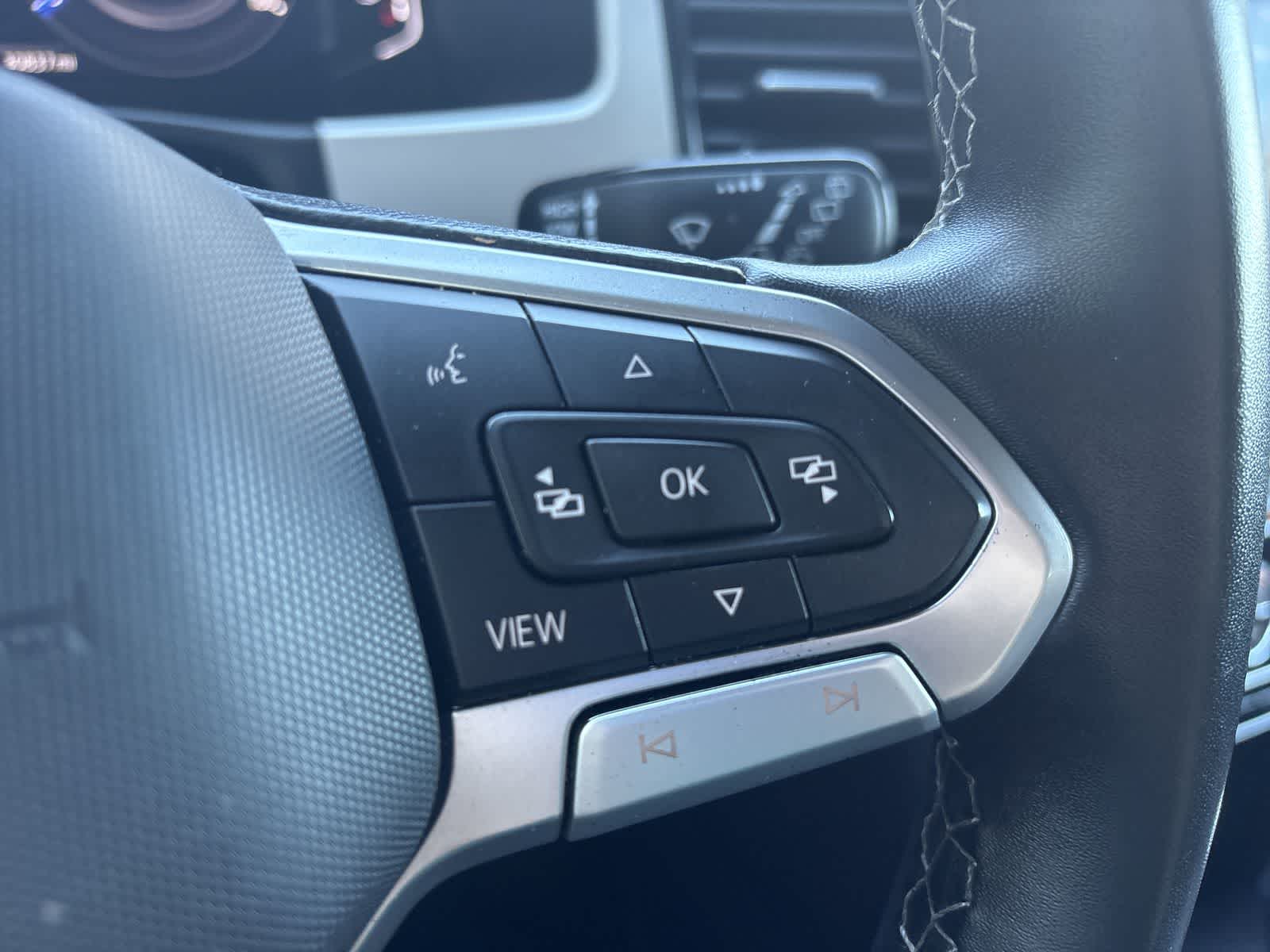 Thumbnail: 2022 Volkswagen Atlas - 38