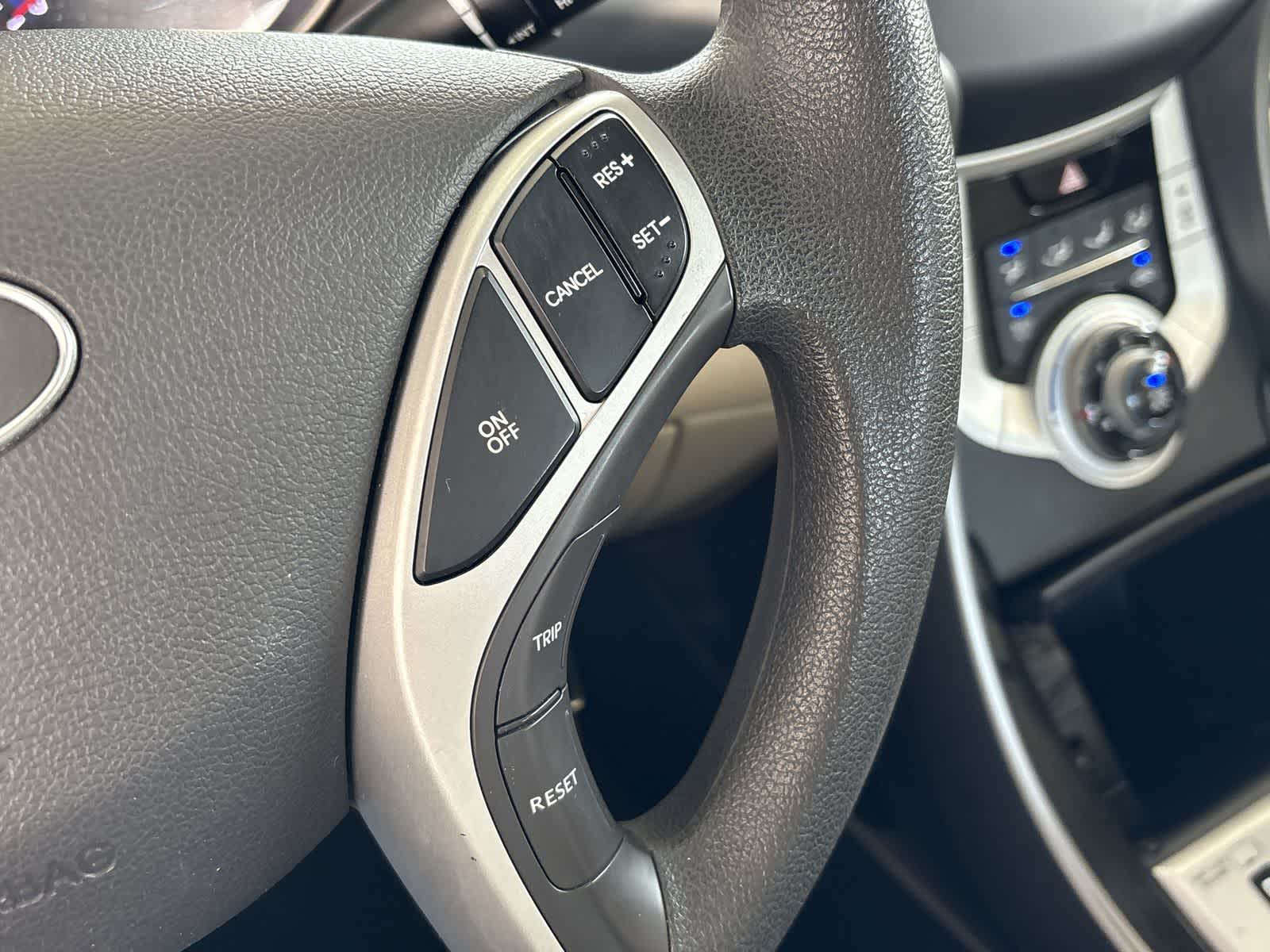 Thumbnail: 2012 Hyundai Elantra - 27
