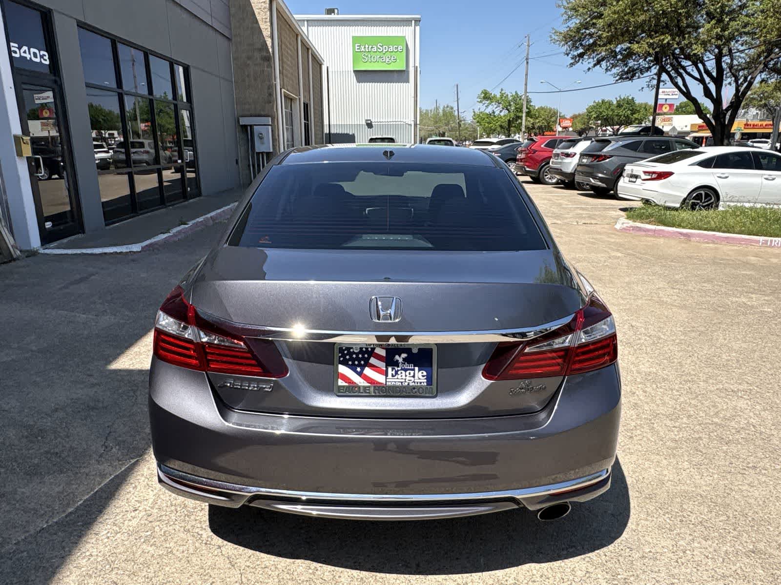 Thumbnail: 2016 Honda Accord - 14