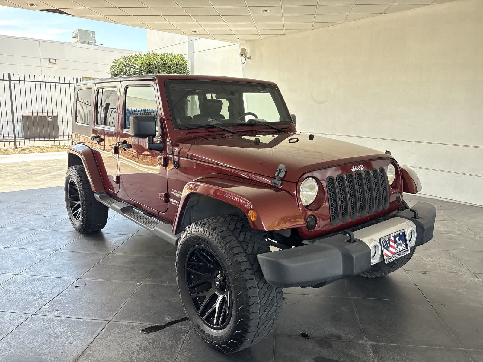 Thumbnail: 2010 Jeep Wrangler - 23