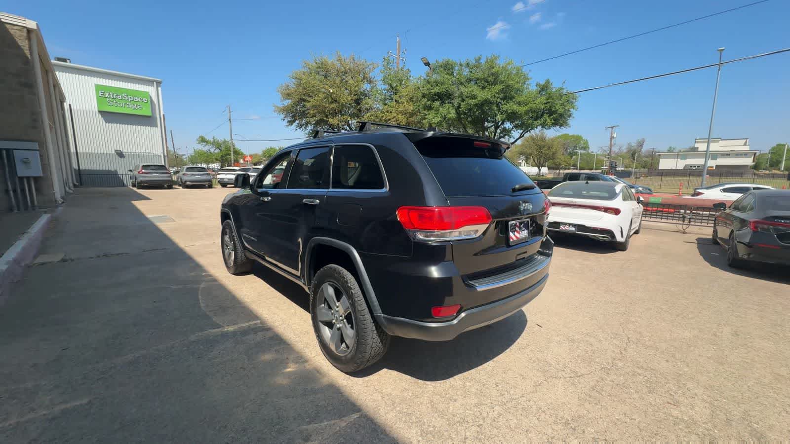 Thumbnail: 2015 Jeep Grand Cherokee - 6