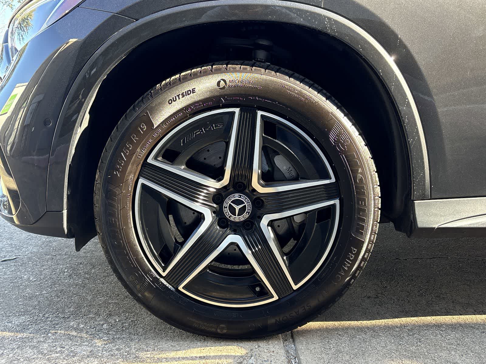 Thumbnail: 2025 Mercedes-Benz GLC - 8