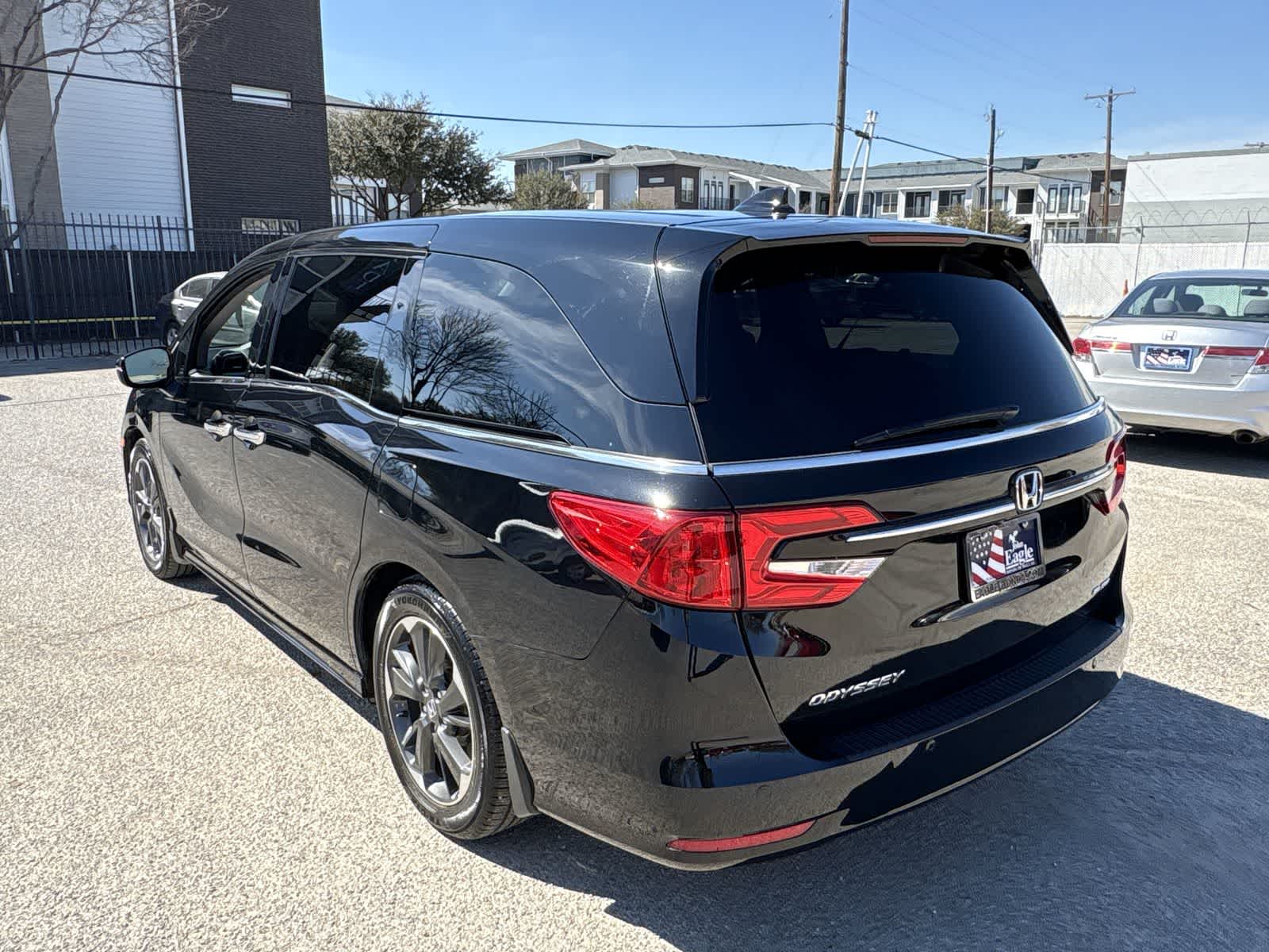 Thumbnail: 2022 Honda Odyssey - 12