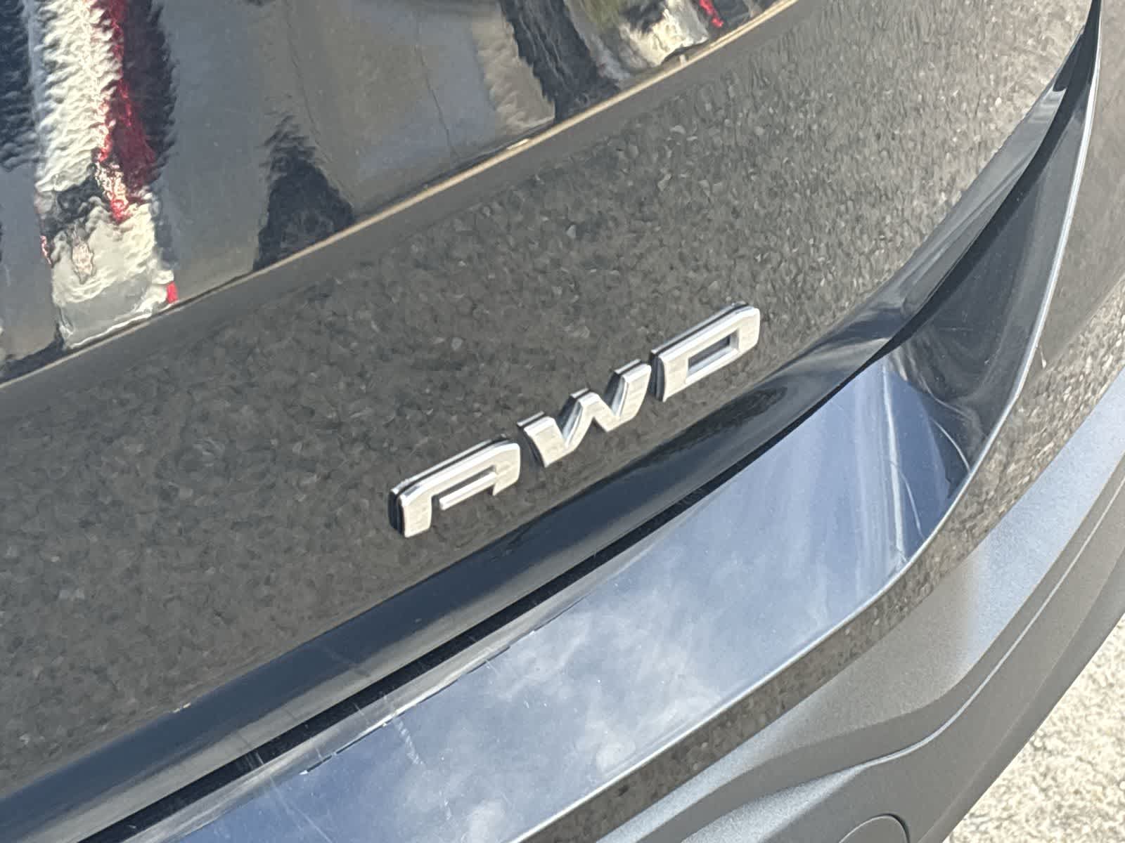 Thumbnail: 2024 GMC Terrain - 21