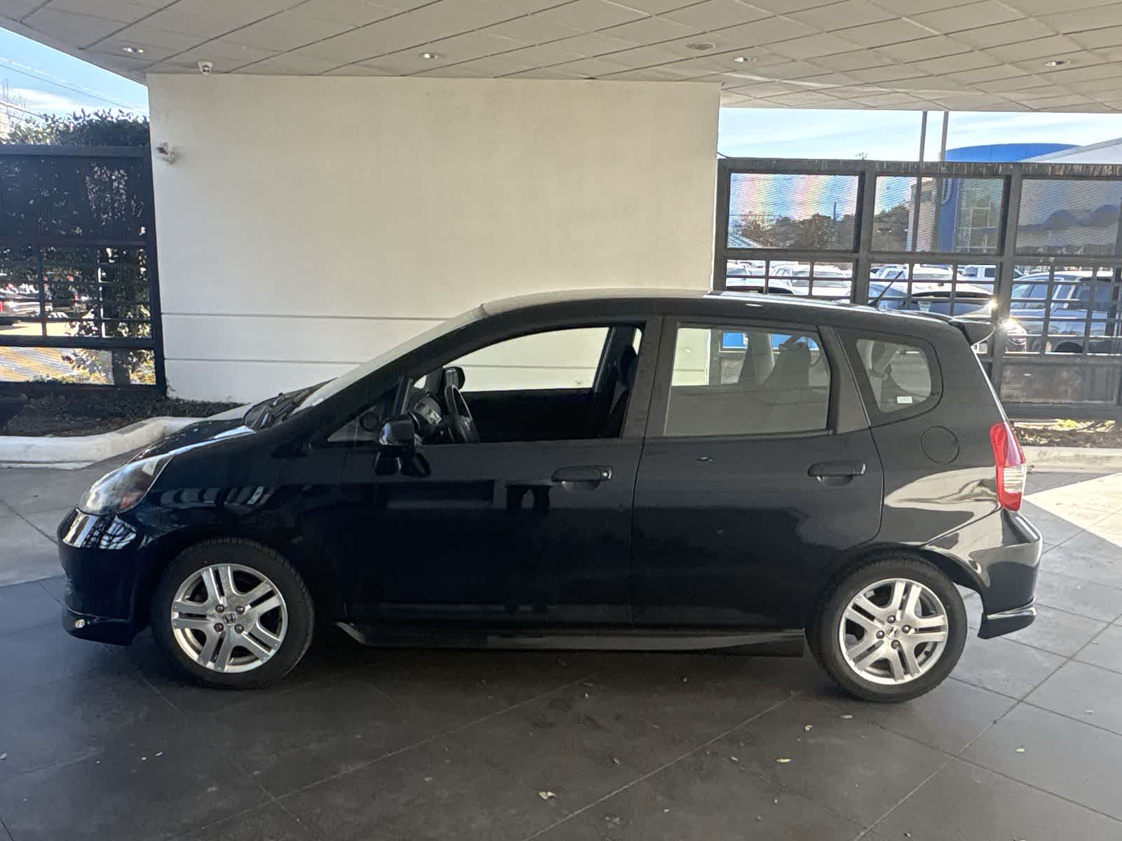 Thumbnail: 2007 Honda Fit - 3