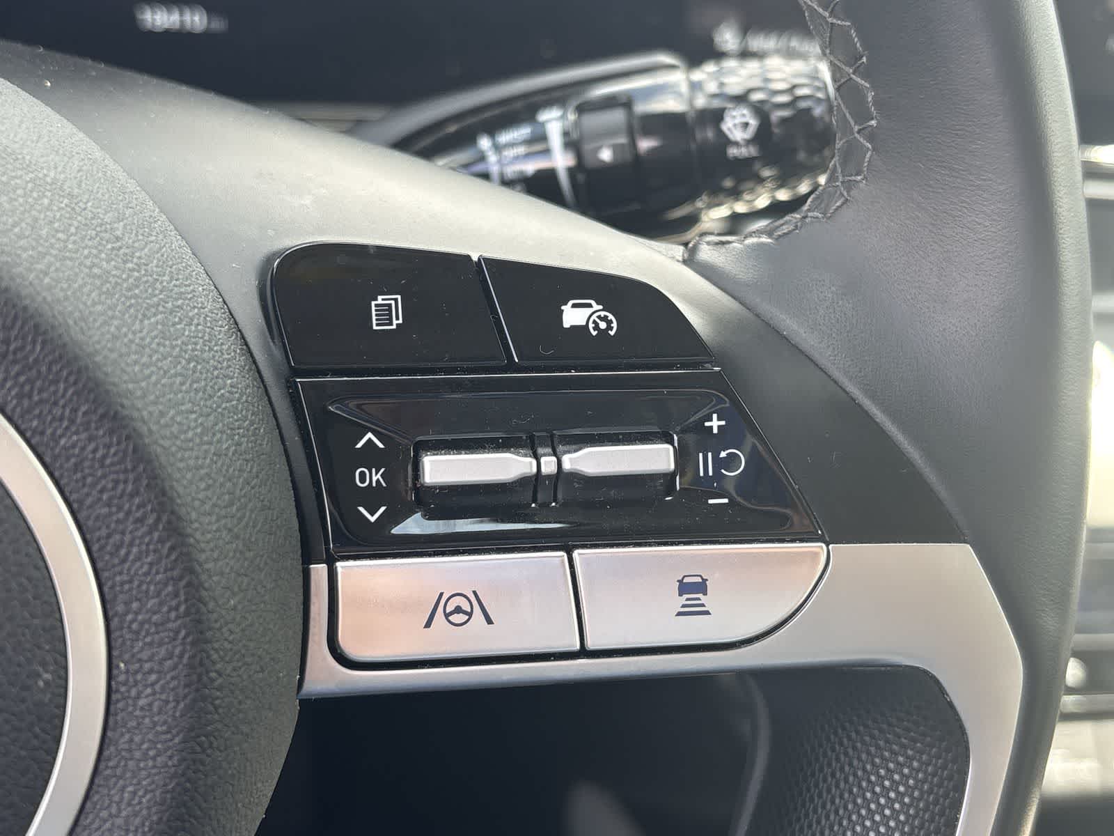 Thumbnail: 2025 Hyundai Elantra - 22