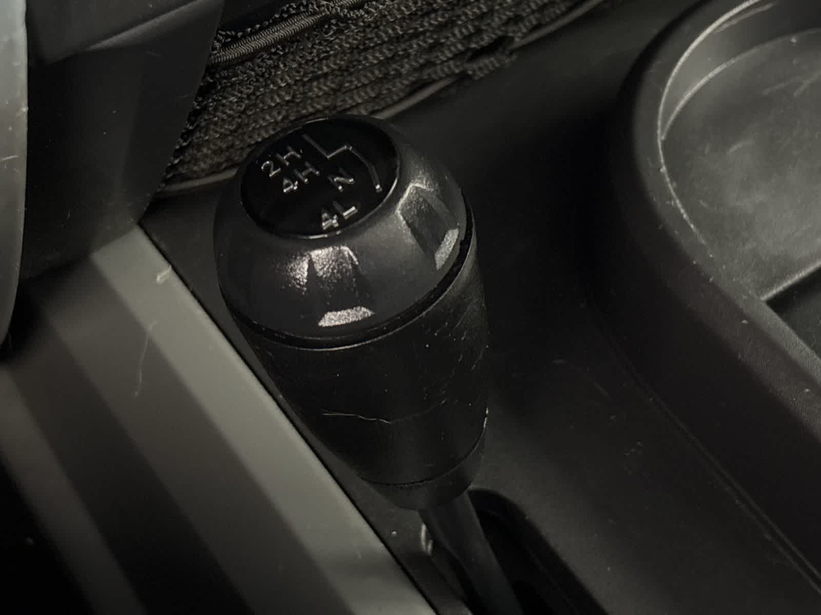 Thumbnail: 2010 Jeep Wrangler - 32