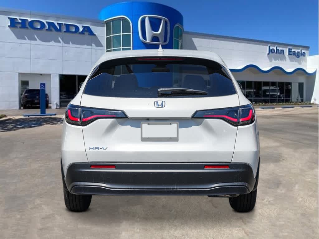 2026 Honda HR-V LX photo 3