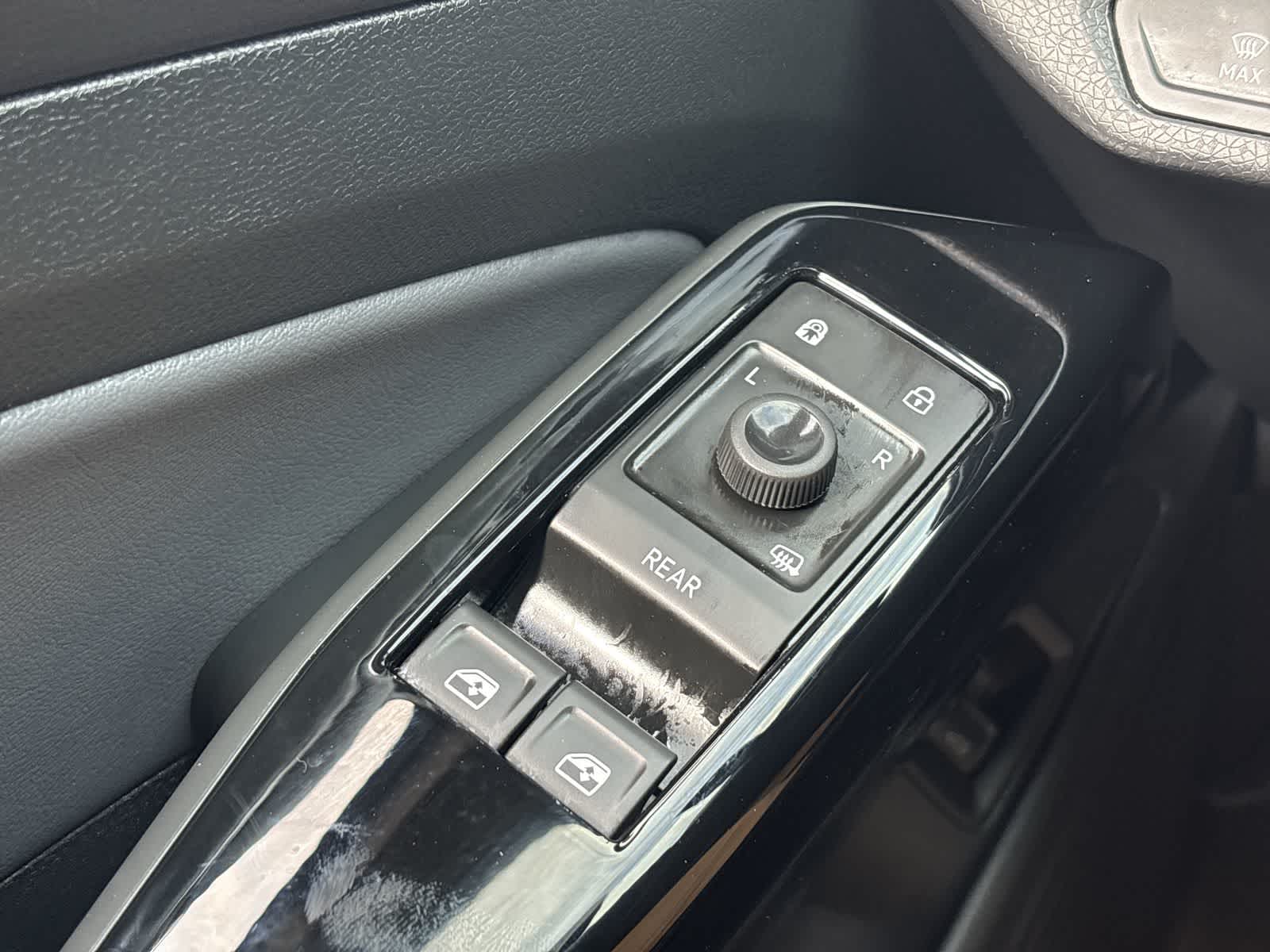 Thumbnail: 2024 Volkswagen ID.4 - 37