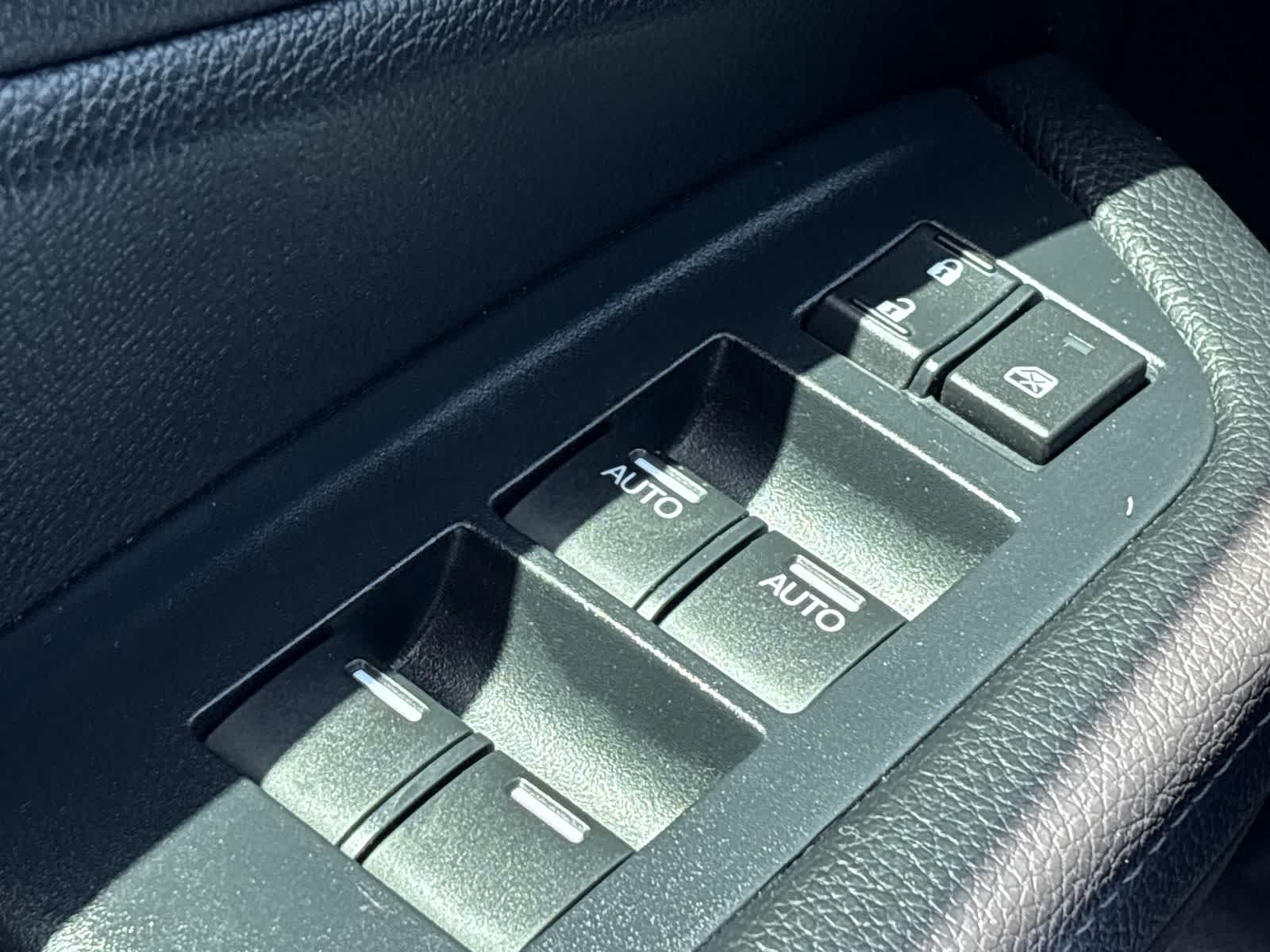 Thumbnail: 2023 Honda Passport - 22