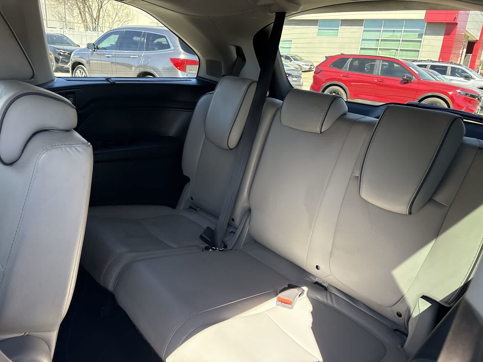 Thumbnail: 2022 Honda Odyssey - 41