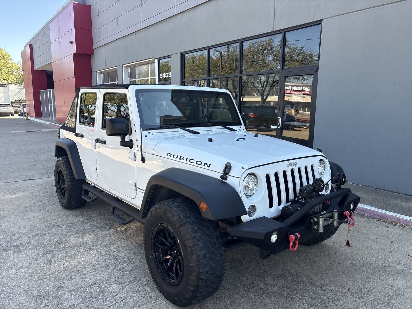 Thumbnail: 2018 Jeep Wrangler - 16