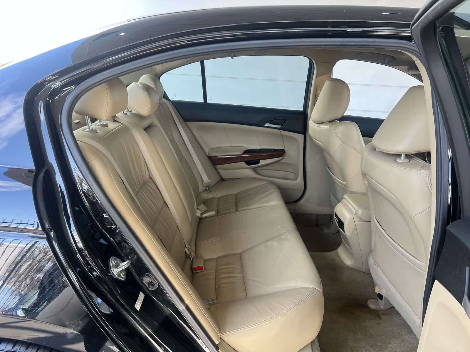 Thumbnail: 2011 Honda Accord - 12